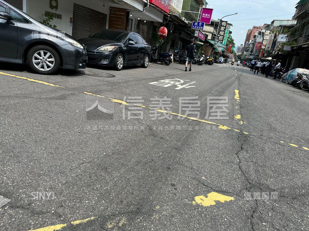 永春捷運新舞台電梯車位房屋室內格局與周邊環境