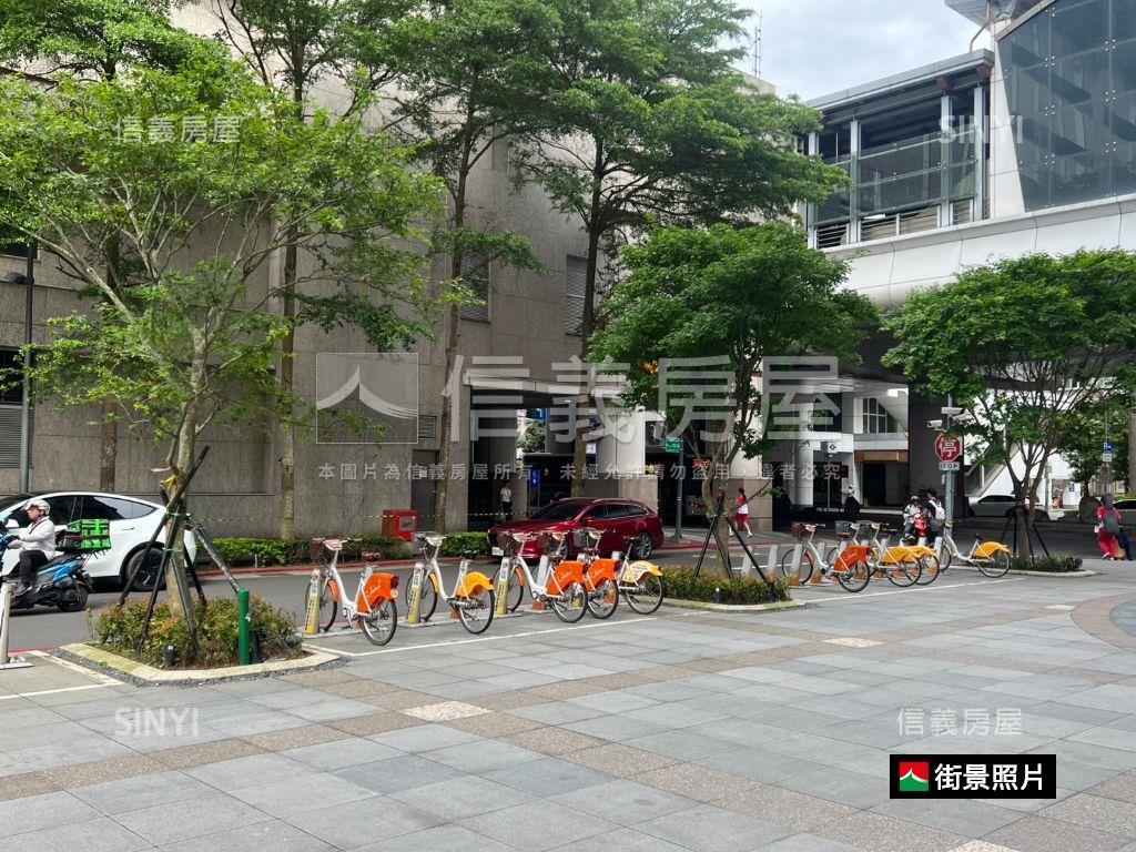 內湖捷運紫陽新苑頂樓戶房屋室內格局與周邊環境