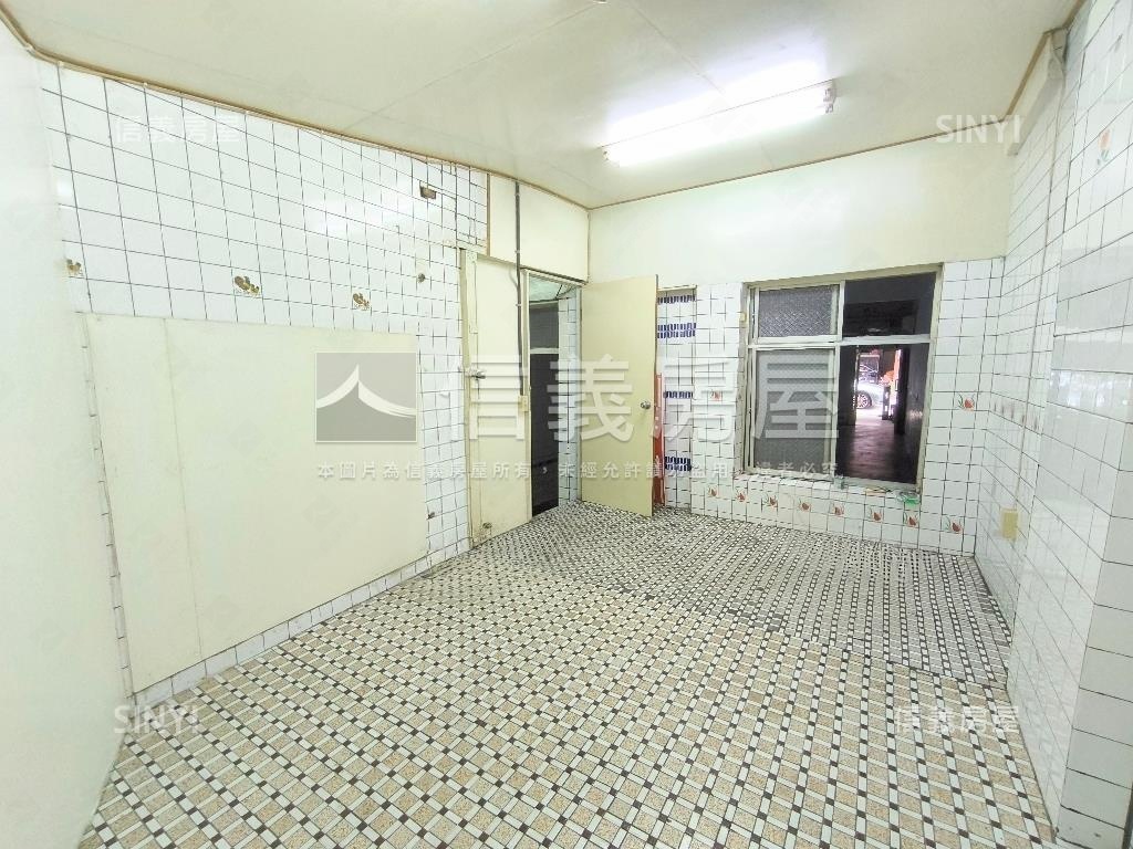 三重永福街上金店面房屋室內格局與周邊環境