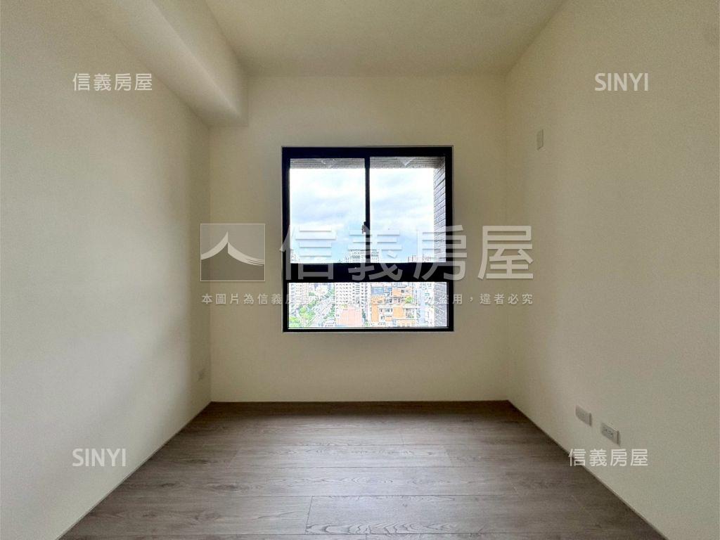 上階綠稀有次頂樓三房雙車房屋室內格局與周邊環境