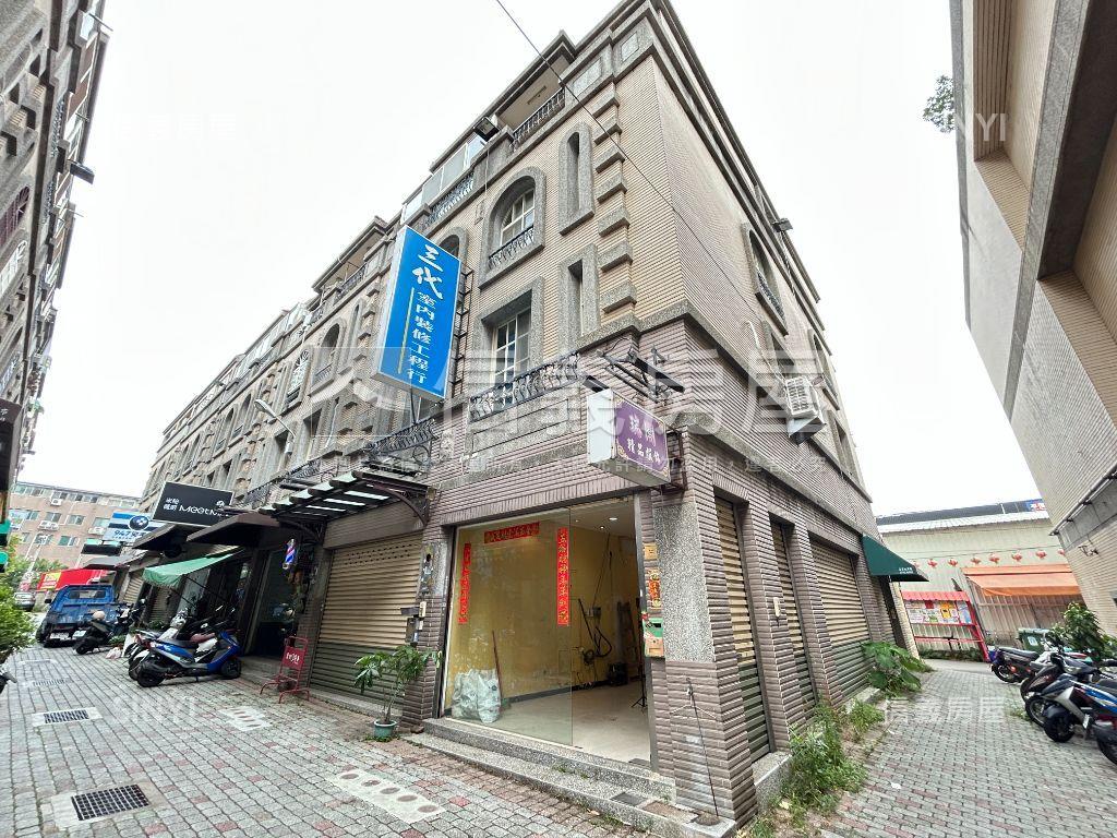 中科商圈角間透店獨立車位房屋室內格局與周邊環境