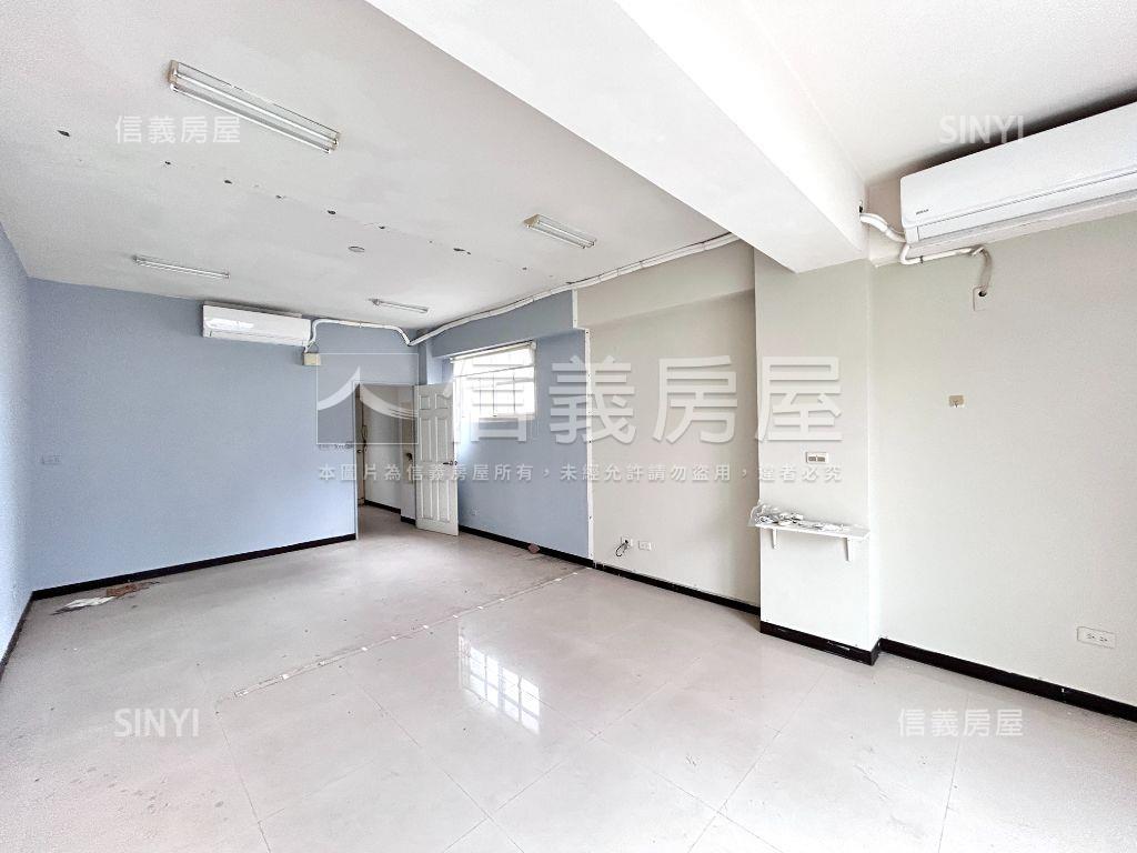 中科商圈角間透店獨立車位房屋室內格局與周邊環境