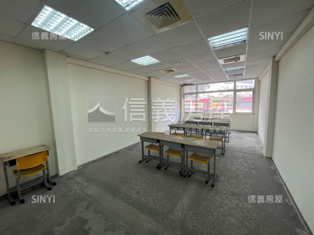 可朔性高大地坪透天房屋室內格局與周邊環境