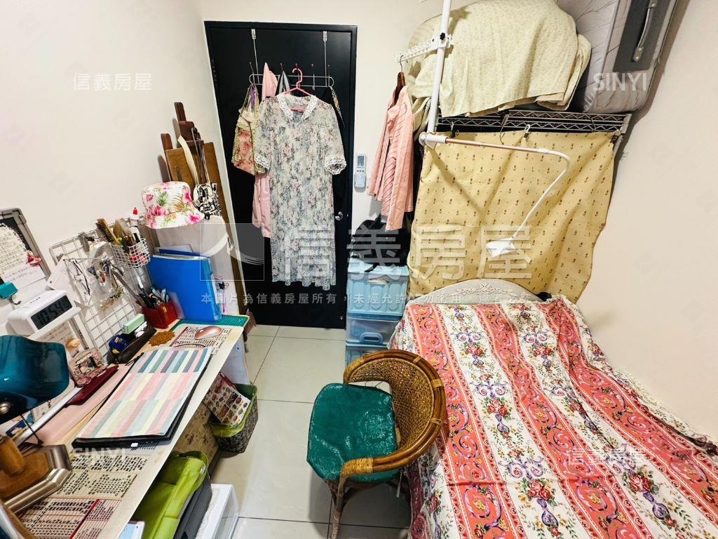 太陽帝國棒棒三房車位房屋室內格局與周邊環境