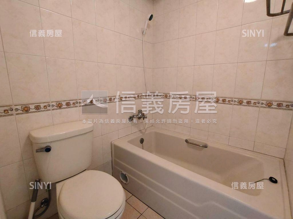 近南紡陽光景觀四房房屋室內格局與周邊環境
