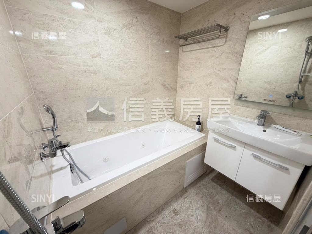 文心愛悅先看！！美裝潢房屋室內格局與周邊環境