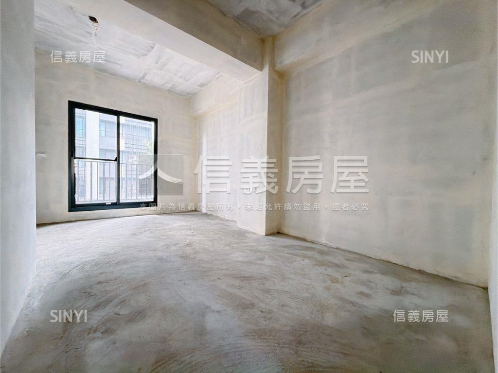 專任十二單全新電梯美店墅房屋室內格局與周邊環境