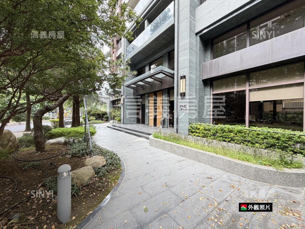 合石之山林景觀高樓美三房房屋室內格局與周邊環境