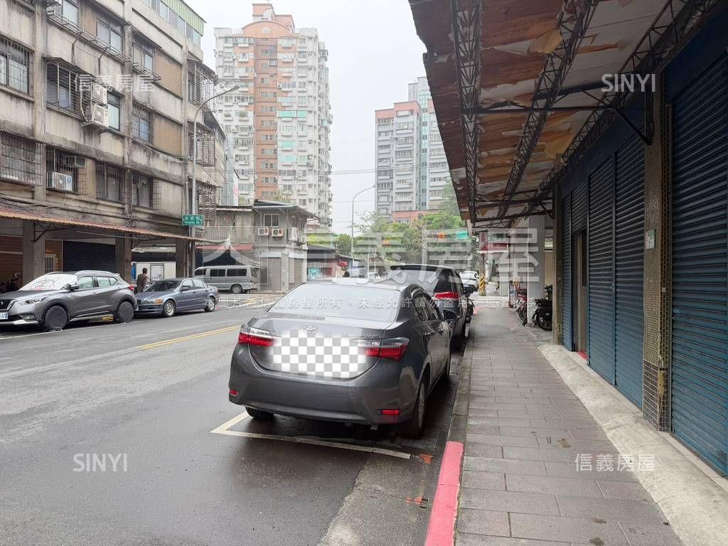 三面採光低總一樓房屋室內格局與周邊環境