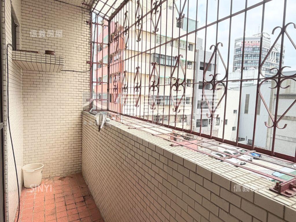 第三市場低總價３房美寓房屋室內格局與周邊環境