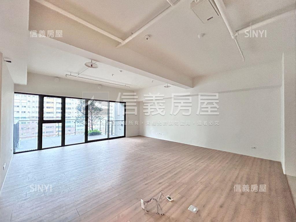 寶輝莊園三房三車位釋出房屋室內格局與周邊環境