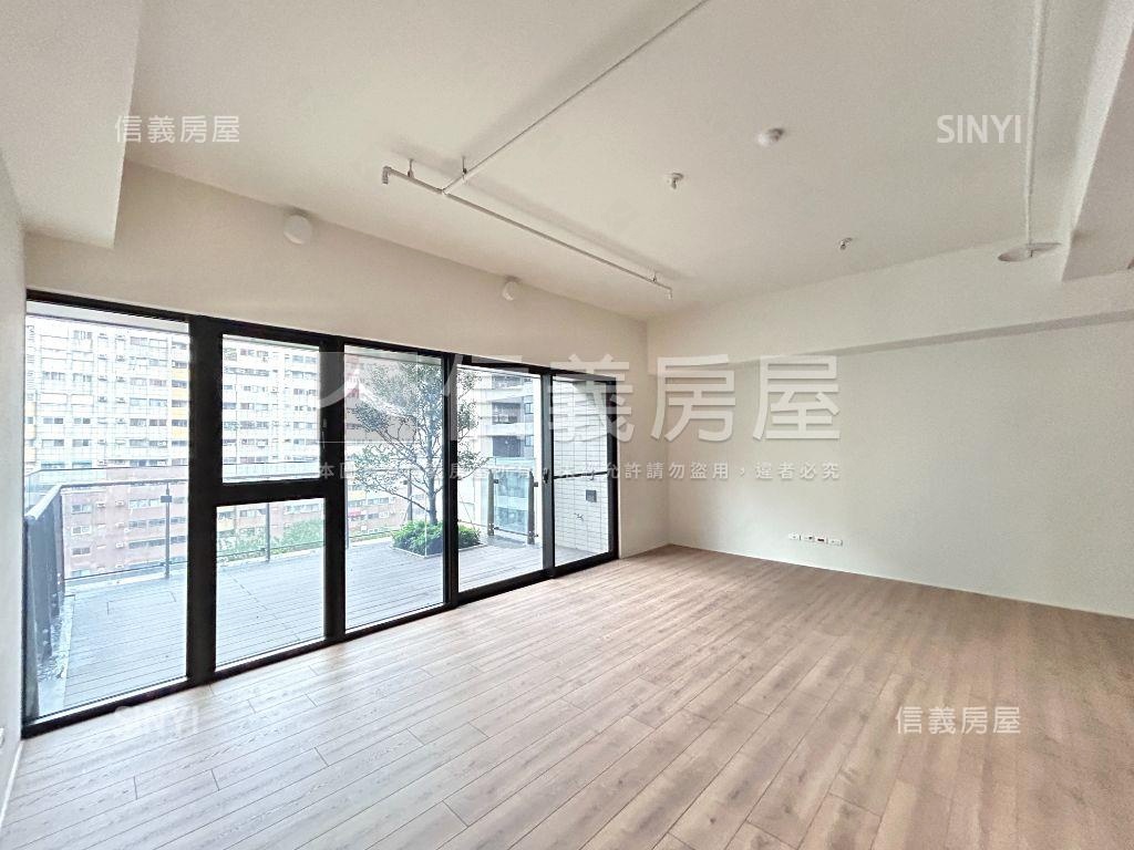 寶輝莊園三房三車位釋出房屋室內格局與周邊環境