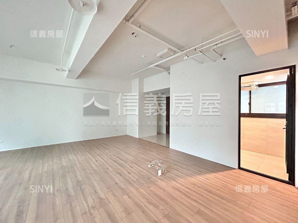 寶輝莊園三房三車位釋出房屋室內格局與周邊環境