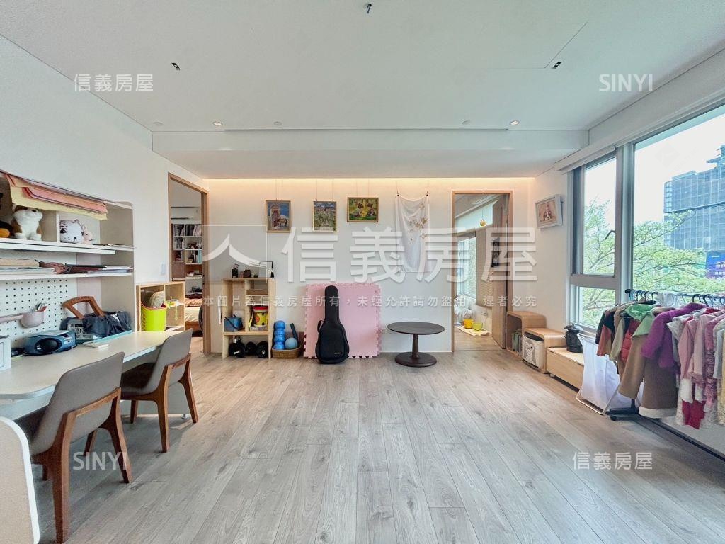 高鐵精華區打里摺房屋室內格局與周邊環境
