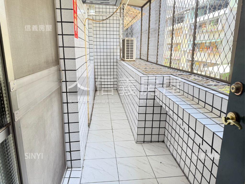 華中公園精美三房房屋室內格局與周邊環境