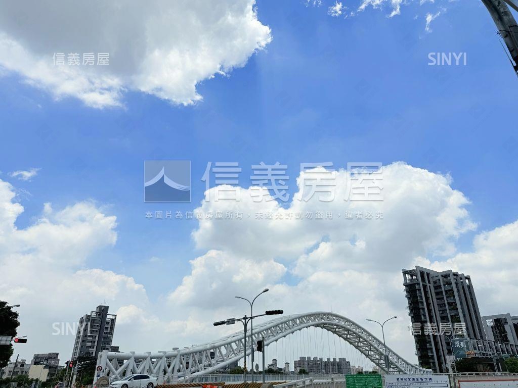 東山三面採光邊間車庫透天房屋室內格局與周邊環境