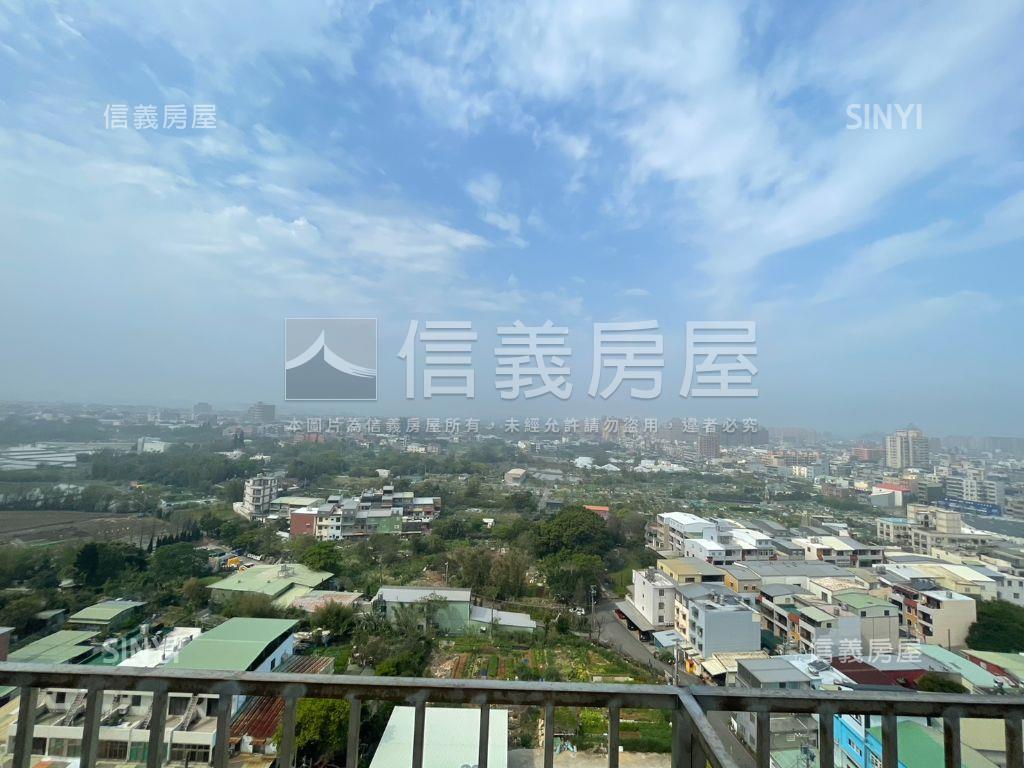 中壢精美三房兩衛平面車位房屋室內格局與周邊環境