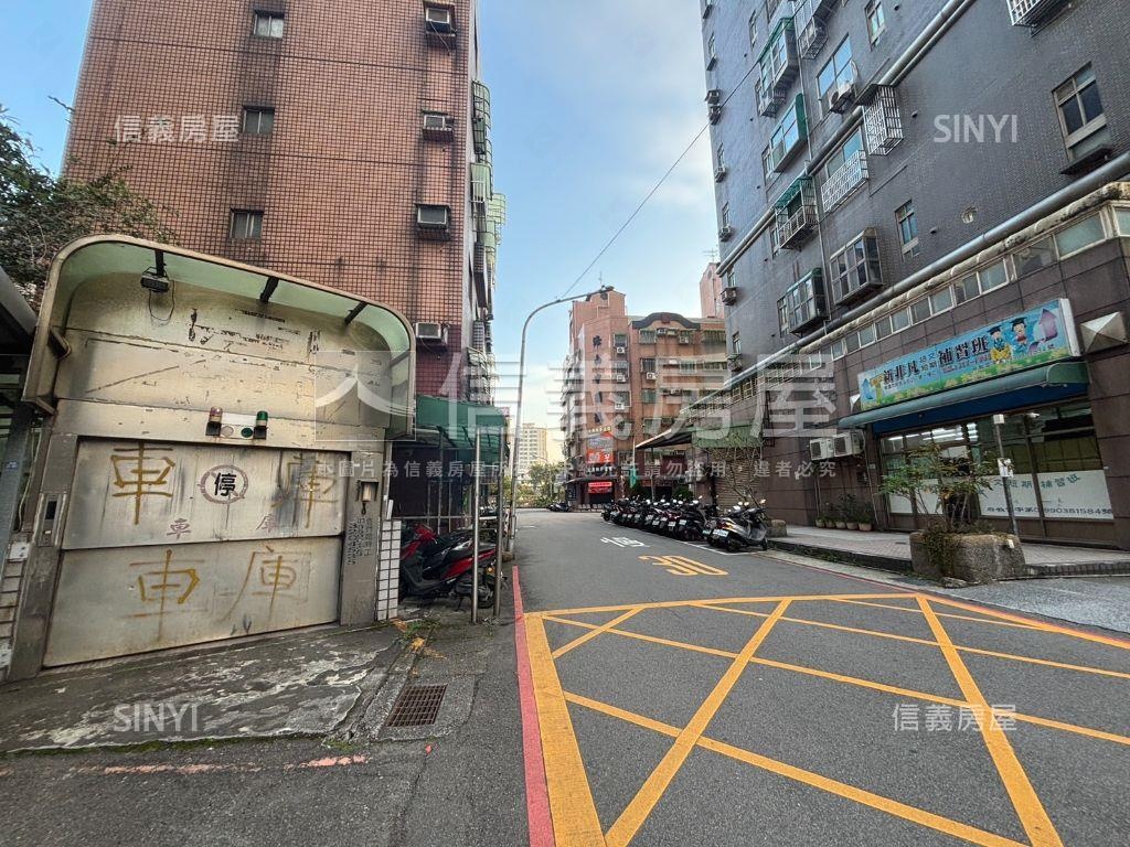 寶山商圈低總價金店面房屋室內格局與周邊環境
