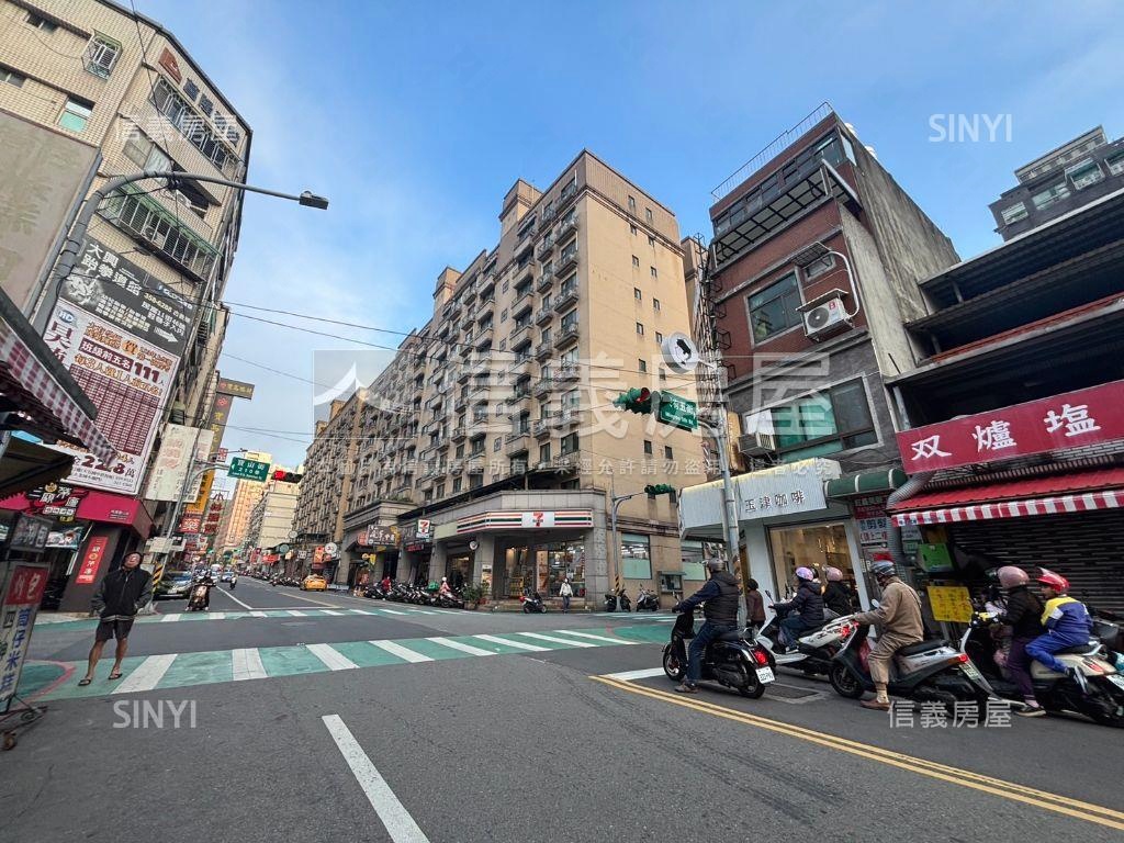 寶山商圈低總價金店面房屋室內格局與周邊環境