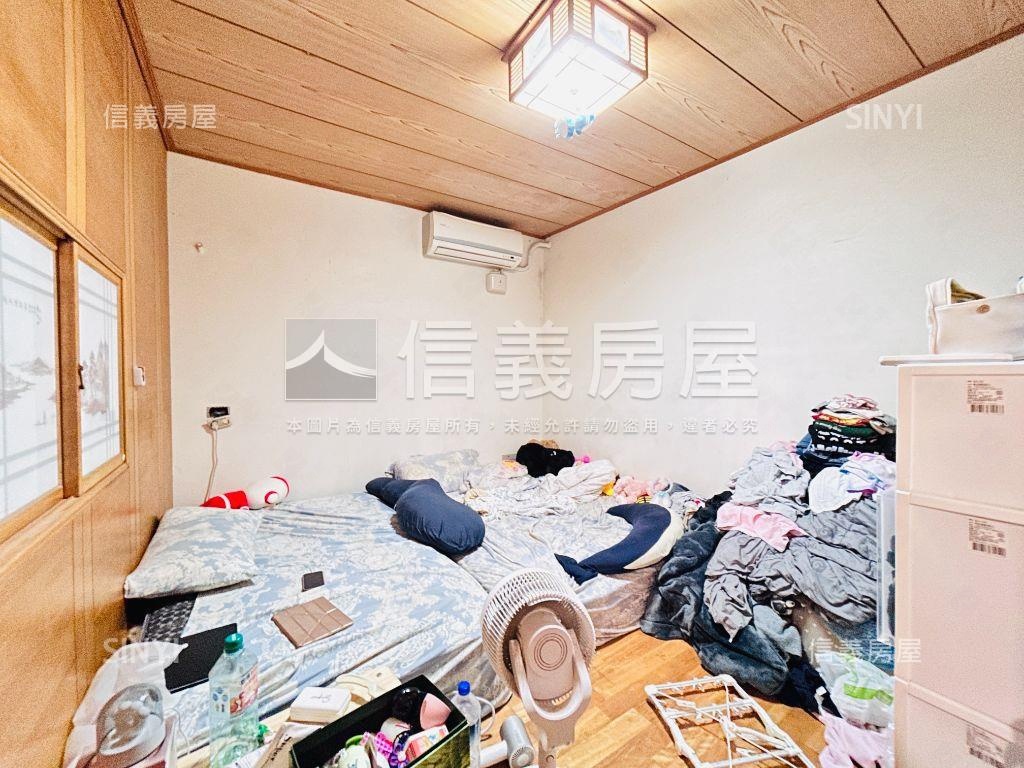 藝文稀有前後臨路燙金透店房屋室內格局與周邊環境