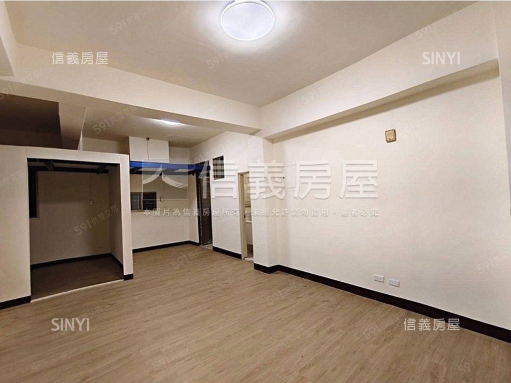 近捷運華廈優質一樓房屋室內格局與周邊環境