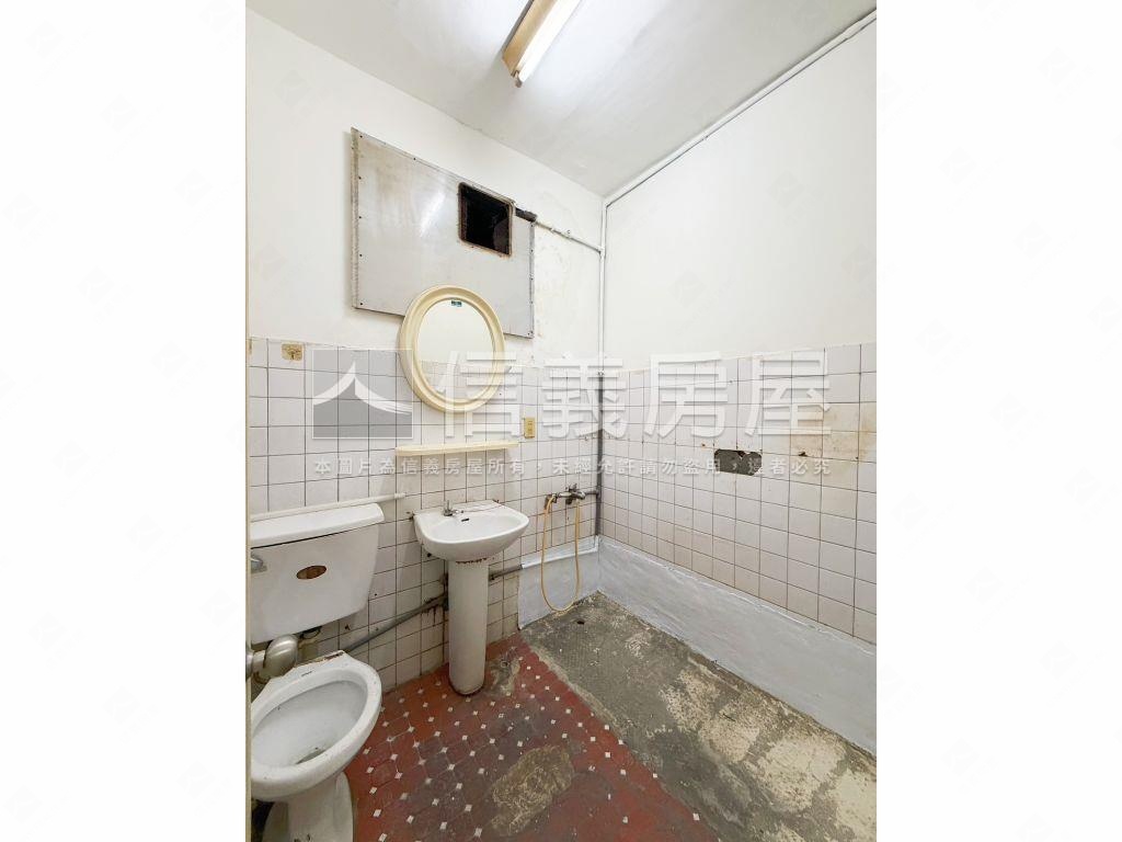 景平捷運賺錢多多金店面房屋室內格局與周邊環境