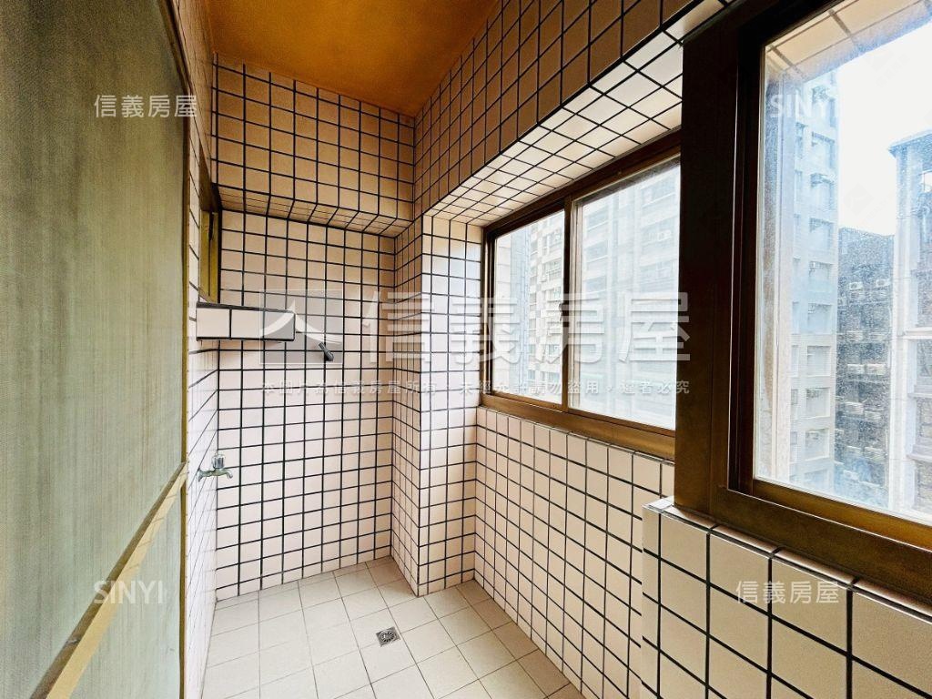 第一景雙浴開窗邊間三房房屋室內格局與周邊環境