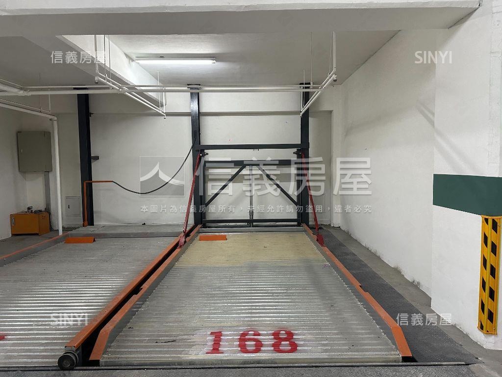 高大微美居低總美兩房車位房屋室內格局與周邊環境