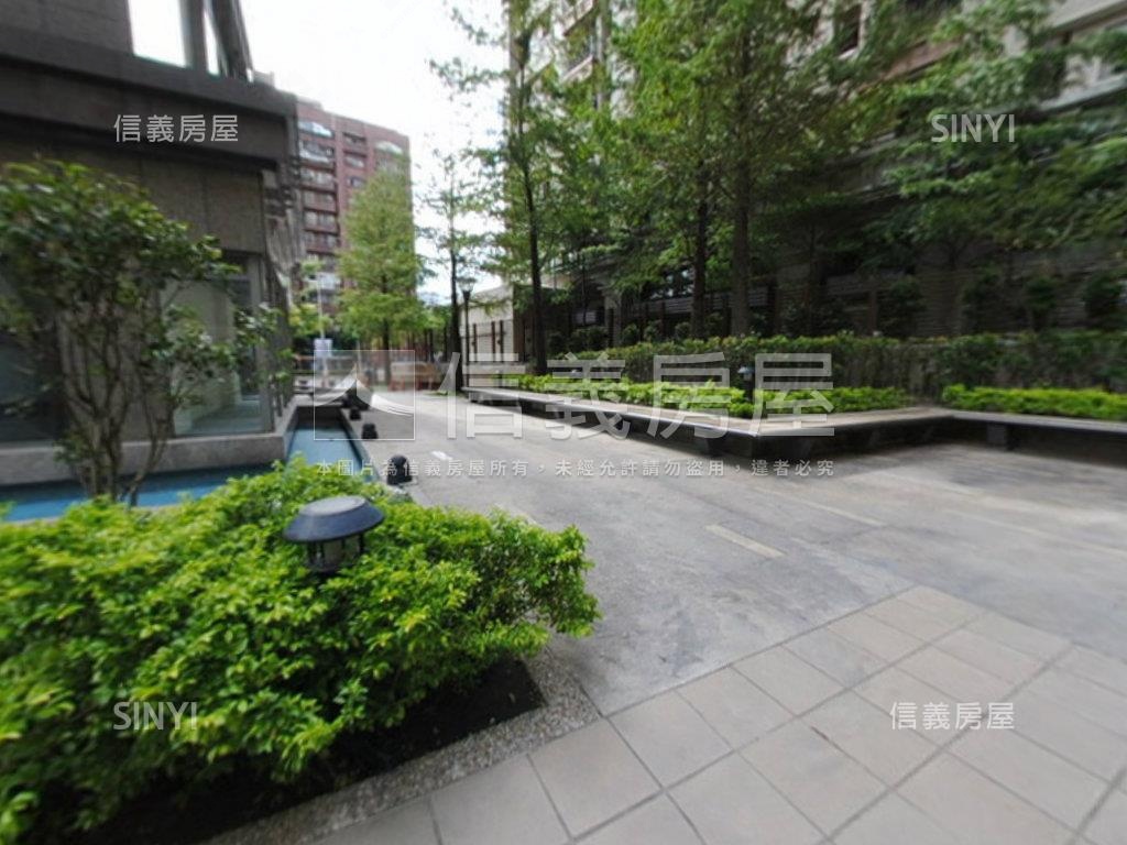 藏峰樹海美豪邸房屋室內格局與周邊環境