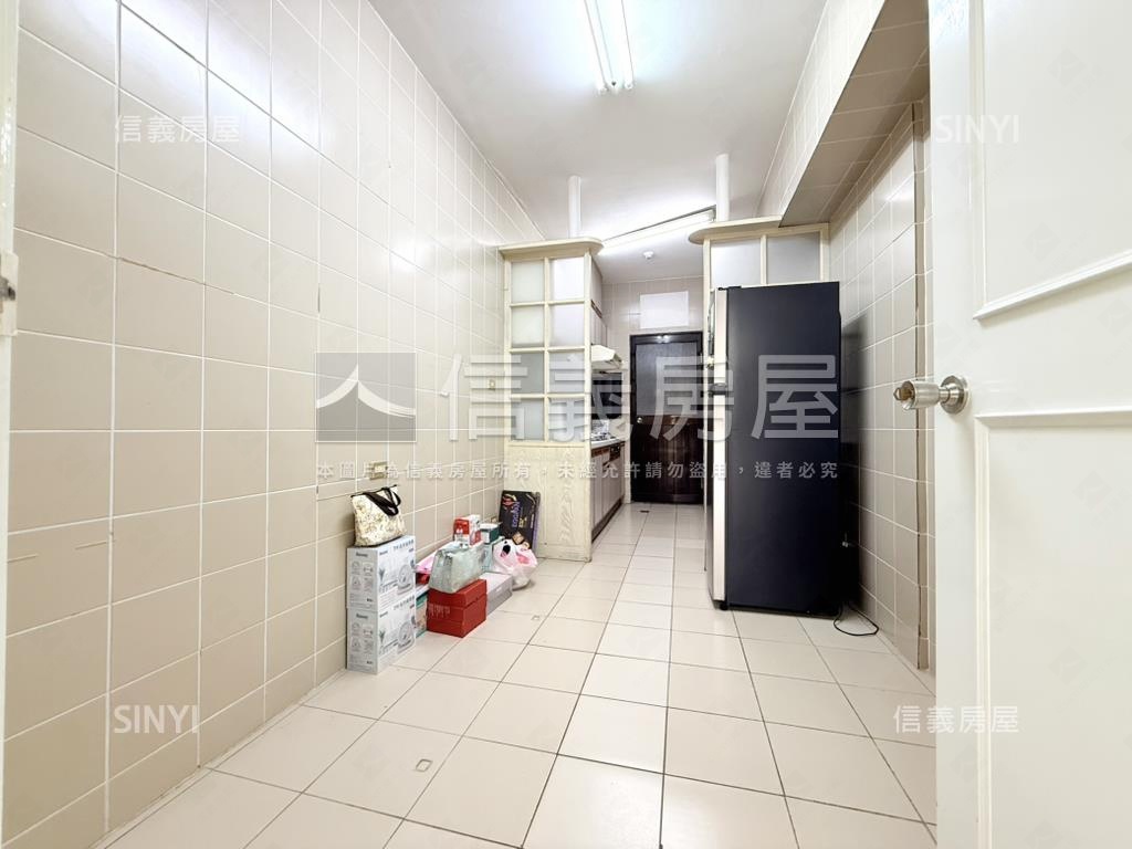 中正學區視野遼闊美屋房屋室內格局與周邊環境