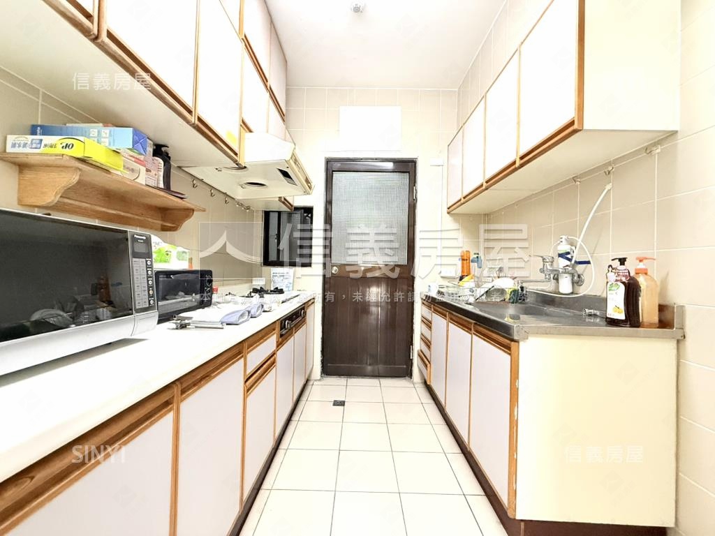 中正學區視野遼闊美屋房屋室內格局與周邊環境