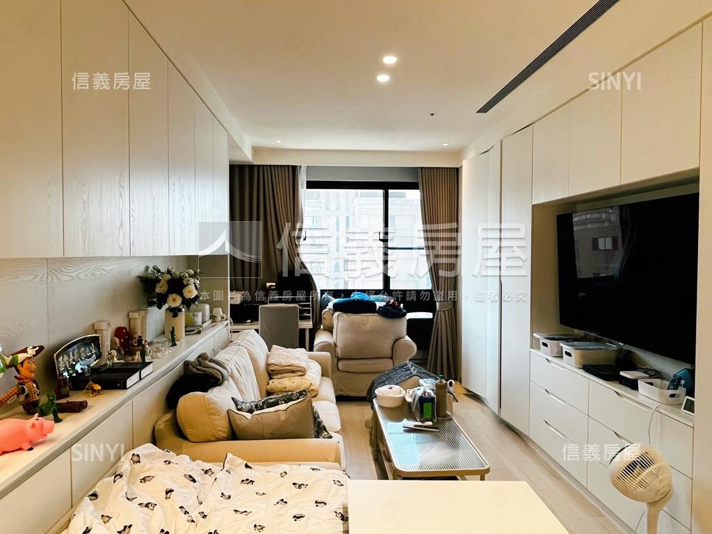 昕上城好屋況＋２車位房屋室內格局與周邊環境