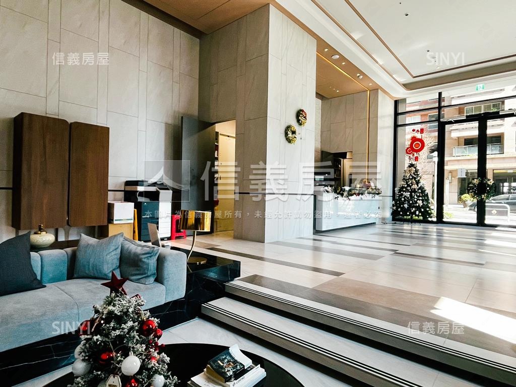 昕上城好屋況＋２車位房屋室內格局與周邊環境