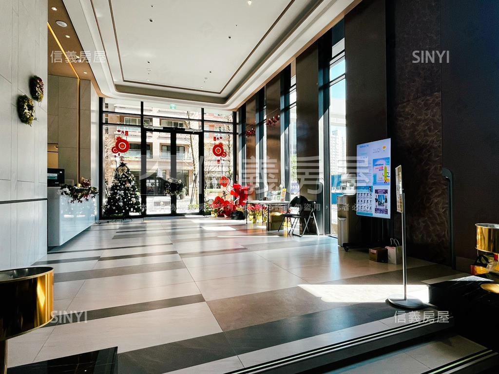 昕上城好屋況＋２車位房屋室內格局與周邊環境