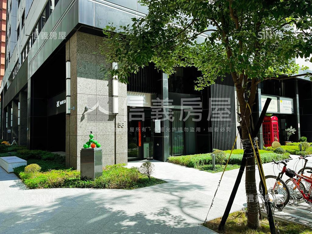 昕上城好屋況＋２車位房屋室內格局與周邊環境