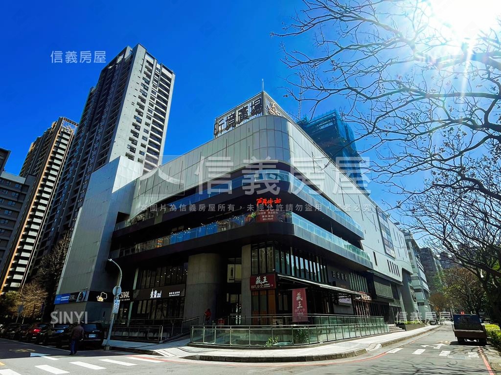 昕上城好屋況＋２車位房屋室內格局與周邊環境