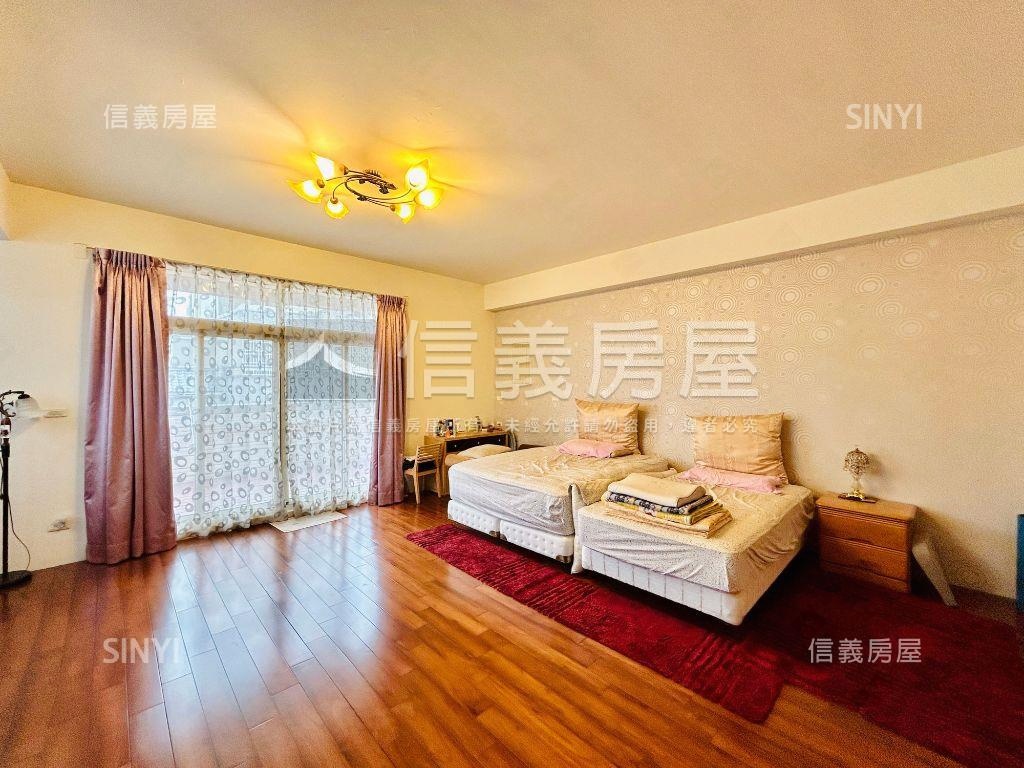 極品霸氣磅礡前後臨路豪墅房屋室內格局與周邊環境