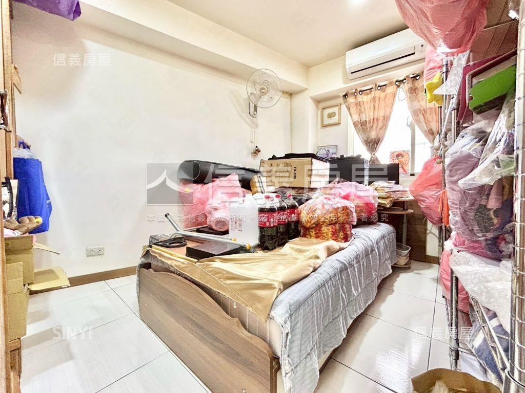 近環球˙邊間美裝華廈房屋室內格局與周邊環境