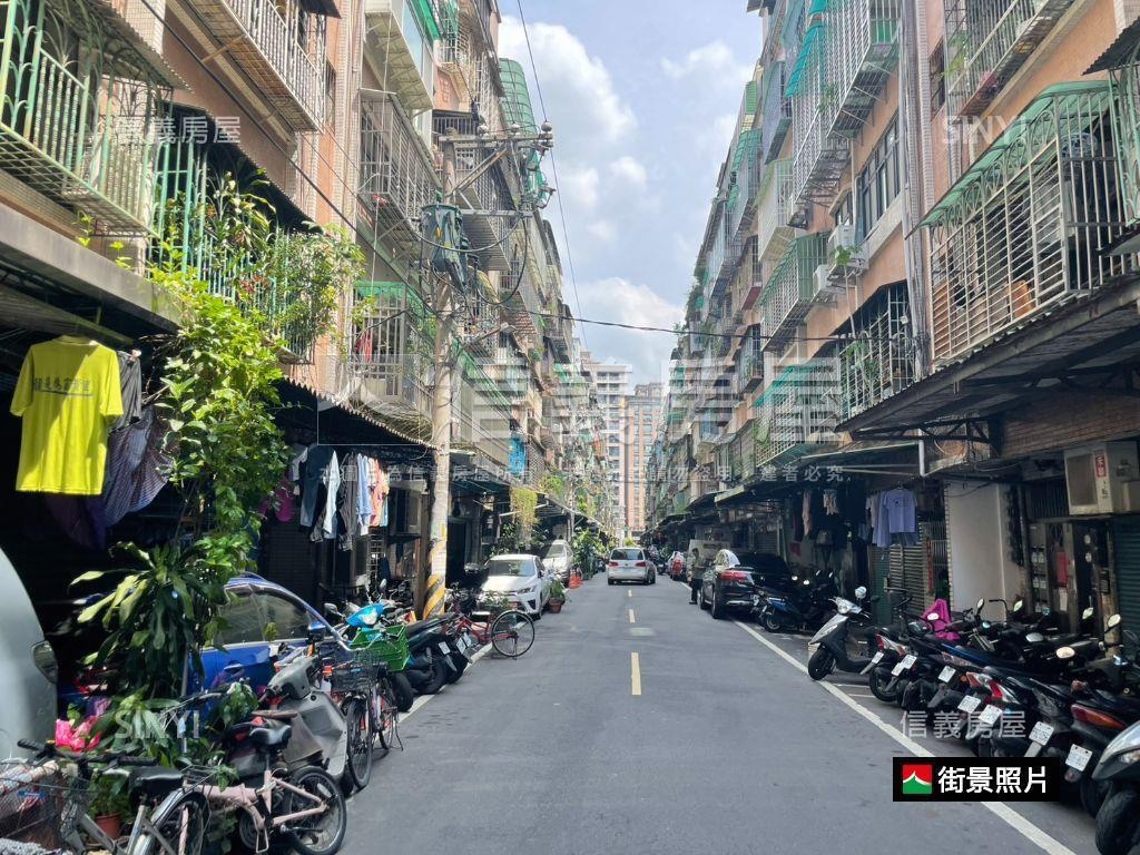 稀有五華商圈頂樓大空間房屋室內格局與周邊環境