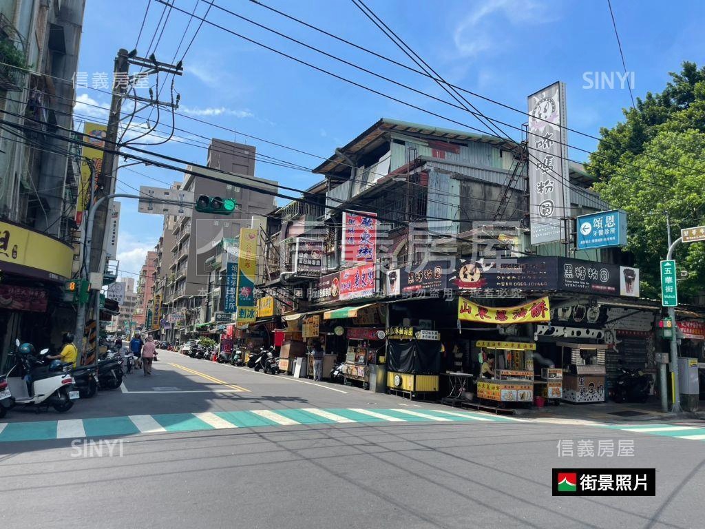 稀有五華商圈頂樓大空間房屋室內格局與周邊環境