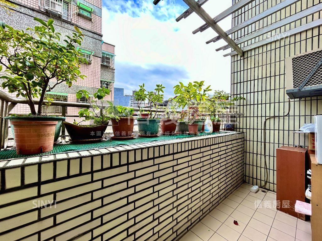 自立路大空間方正美屋房屋室內格局與周邊環境