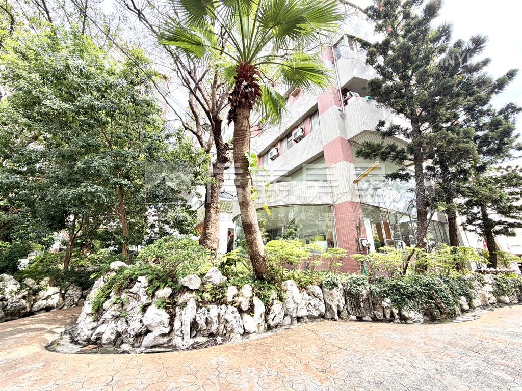 ㊣逢甲高樓視野裝潢美三房房屋室內格局與周邊環境