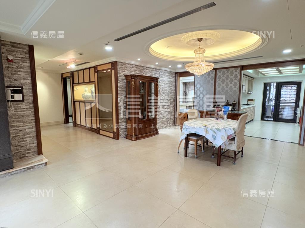 彼得堡景觀大器美居房屋室內格局與周邊環境