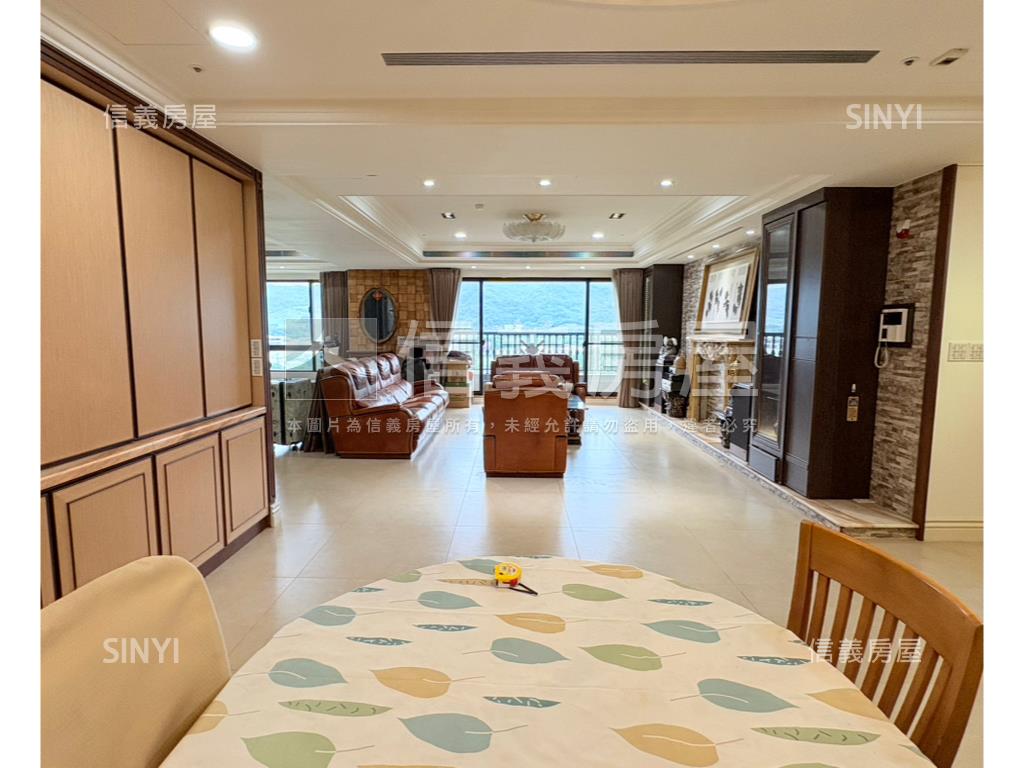 彼得堡景觀大器美居房屋室內格局與周邊環境