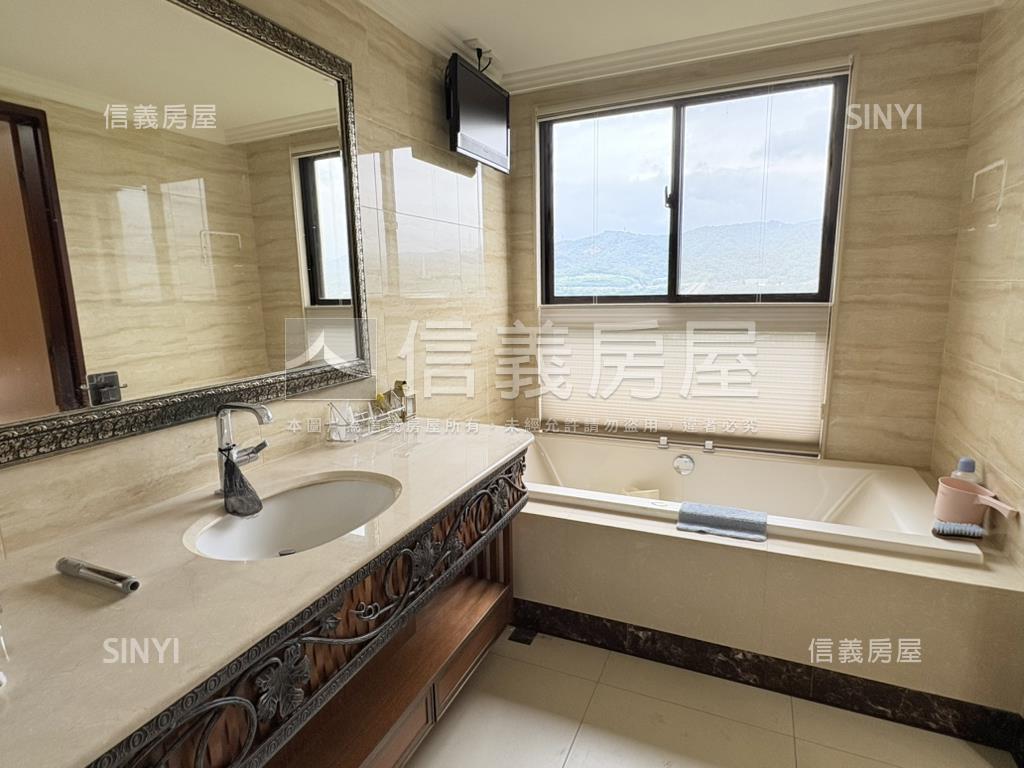 彼得堡景觀大器美居房屋室內格局與周邊環境