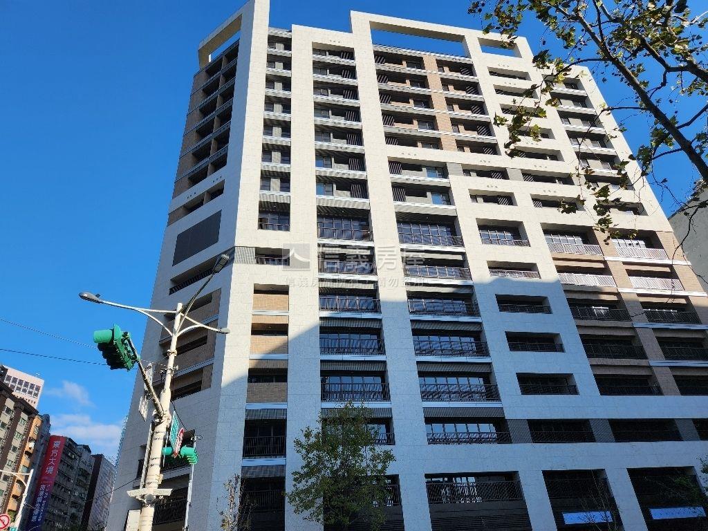 全坤１０１高樓兩房房屋室內格局與周邊環境