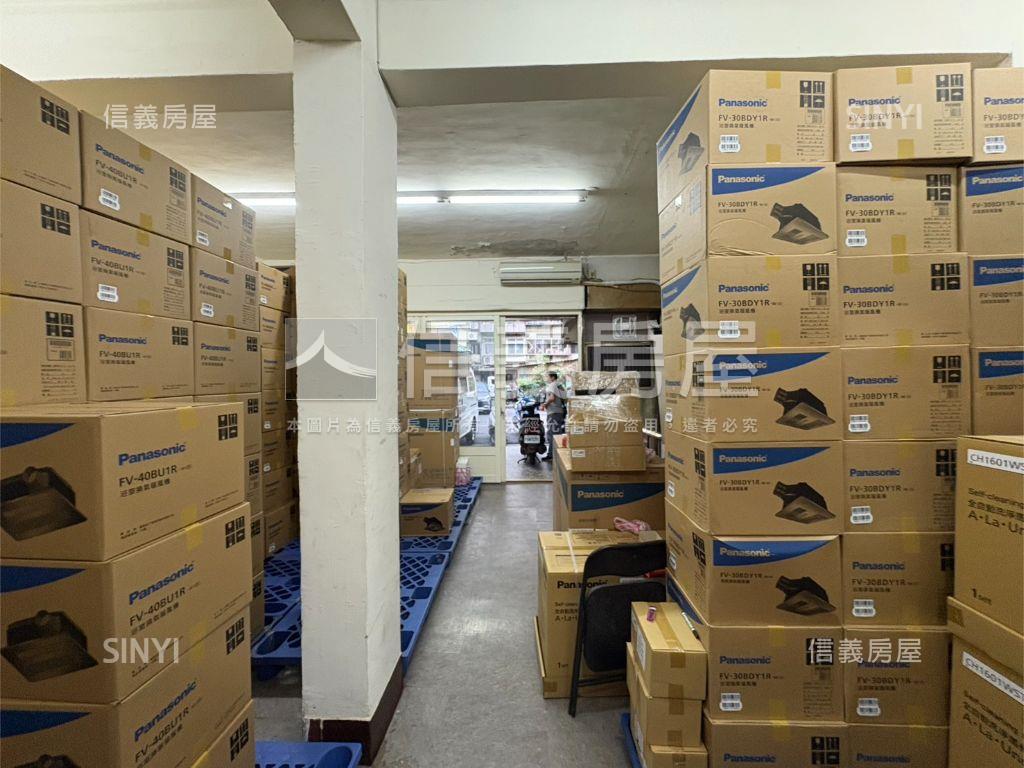 稀有興華精選店面房屋室內格局與周邊環境