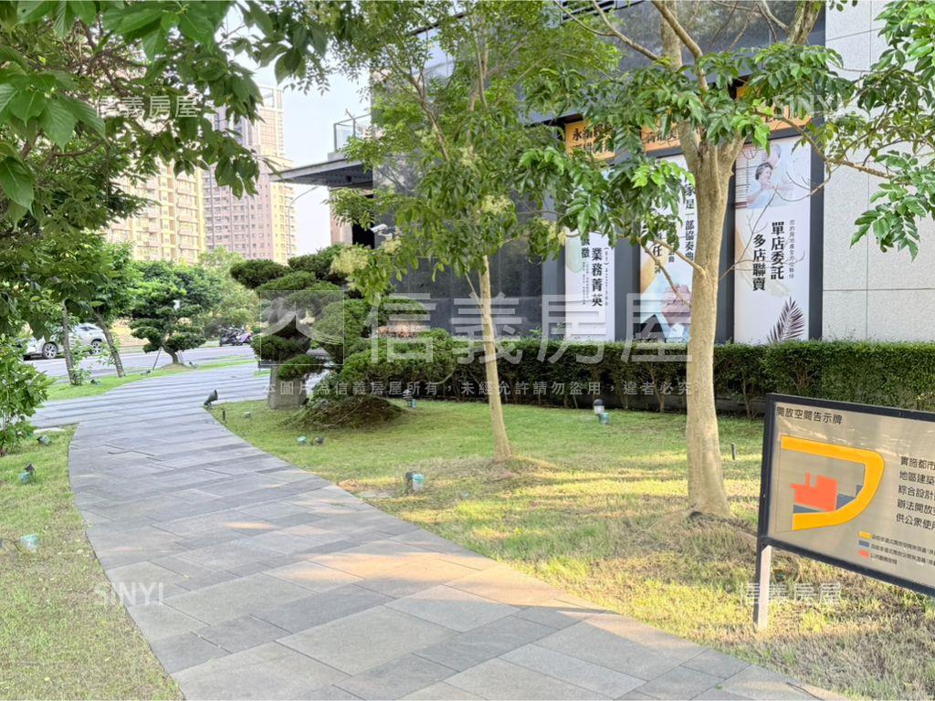 桃園重劃區近高鐵站店面房屋室內格局與周邊環境