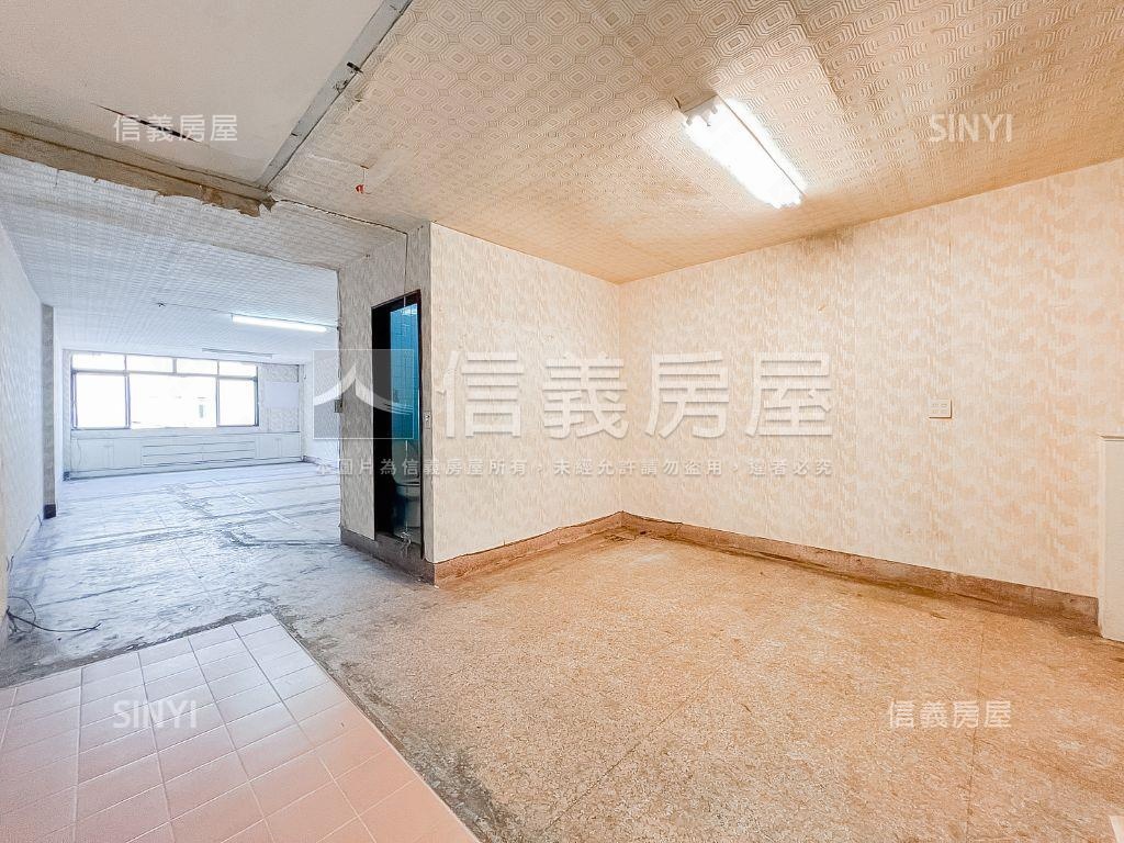 中正路大土地持份透天店面房屋室內格局與周邊環境
