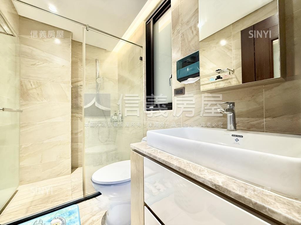 頂新特區面寬質感車墅房屋室內格局與周邊環境